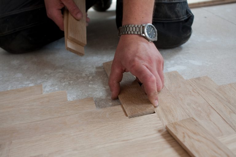 Was Kostet Parkett Verlegen Pro Quadratmeter Parkett verlegen » Kosten, Preisbeispiele und mehr