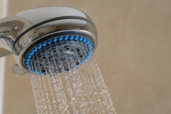 Kosten für das Duschen » Preisbeispiel und Spartipps