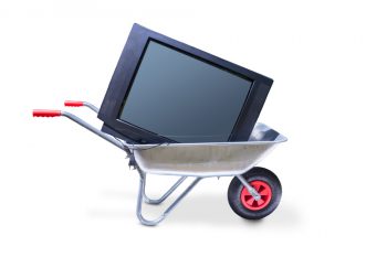 fernseher-entsorgen-kosten