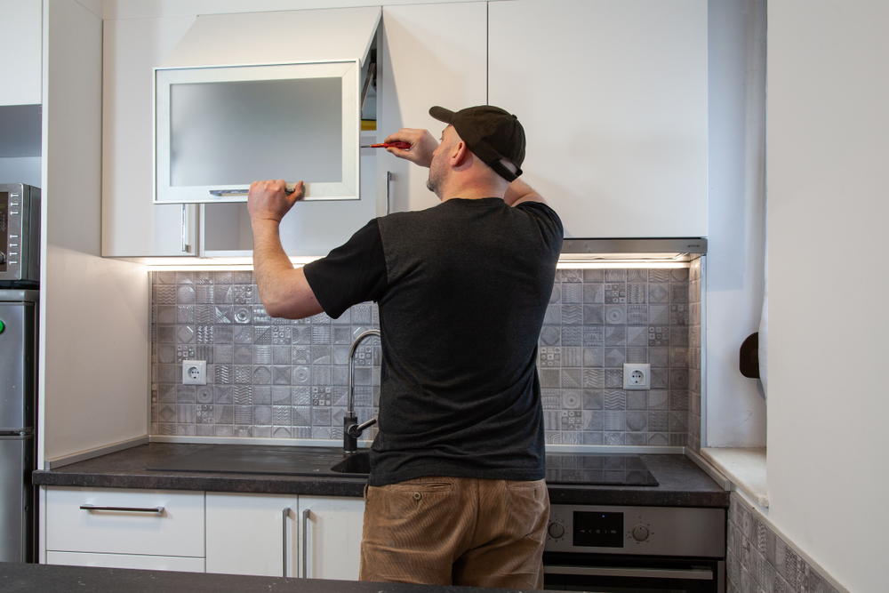 Küche abbauen und wiederaufbauen lassen » Kosten und Preise