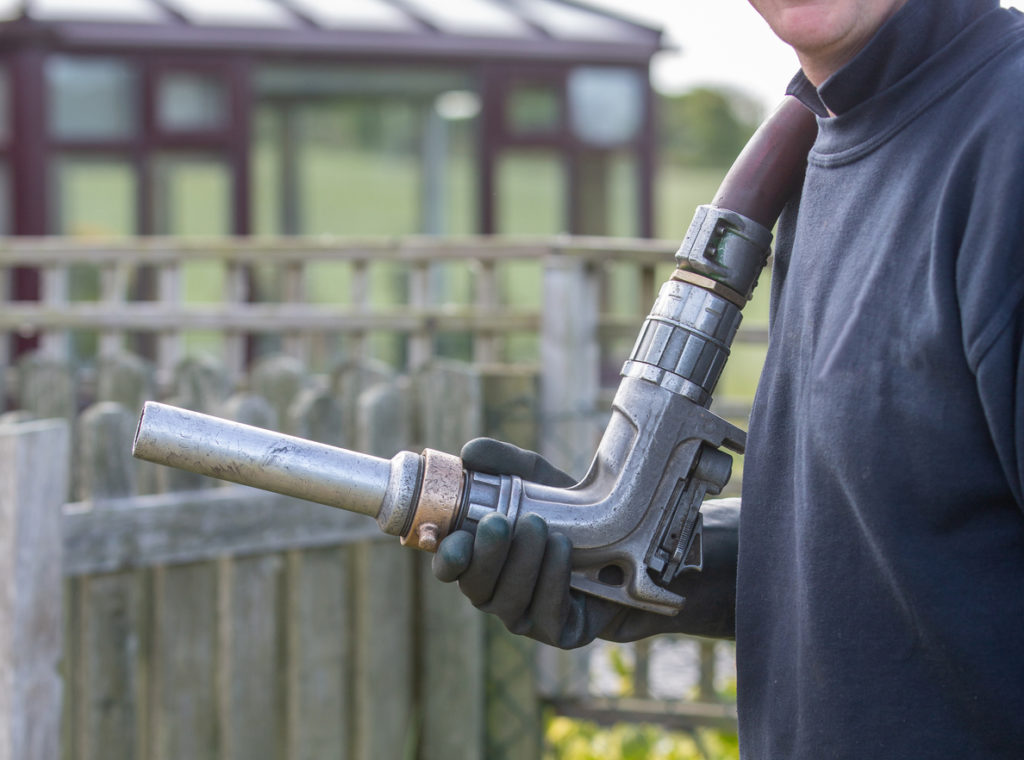 Heizöltank reinigen » Mit diesen Kosten müssen Sie rechnen