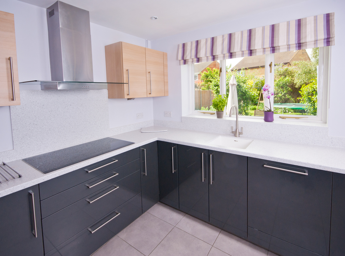 Küchenfronten bekleben lassen » Mit diesen Kosten müssen Sie rechnen